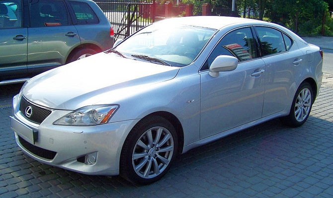 Chip tuning Lexus IS 220d