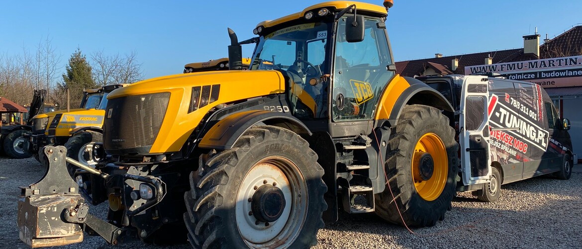 JCB Fastrac 8250